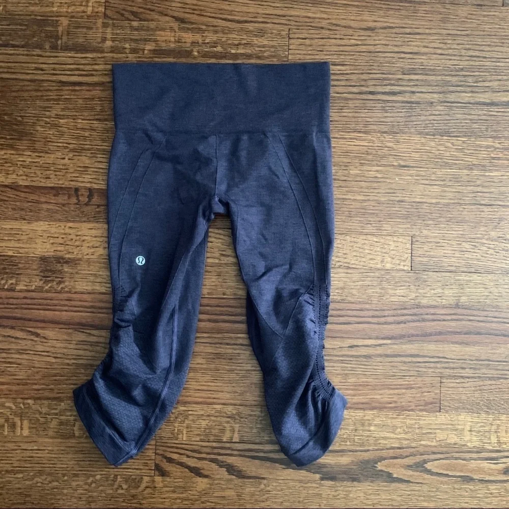 lululemon athletica excellent dark
